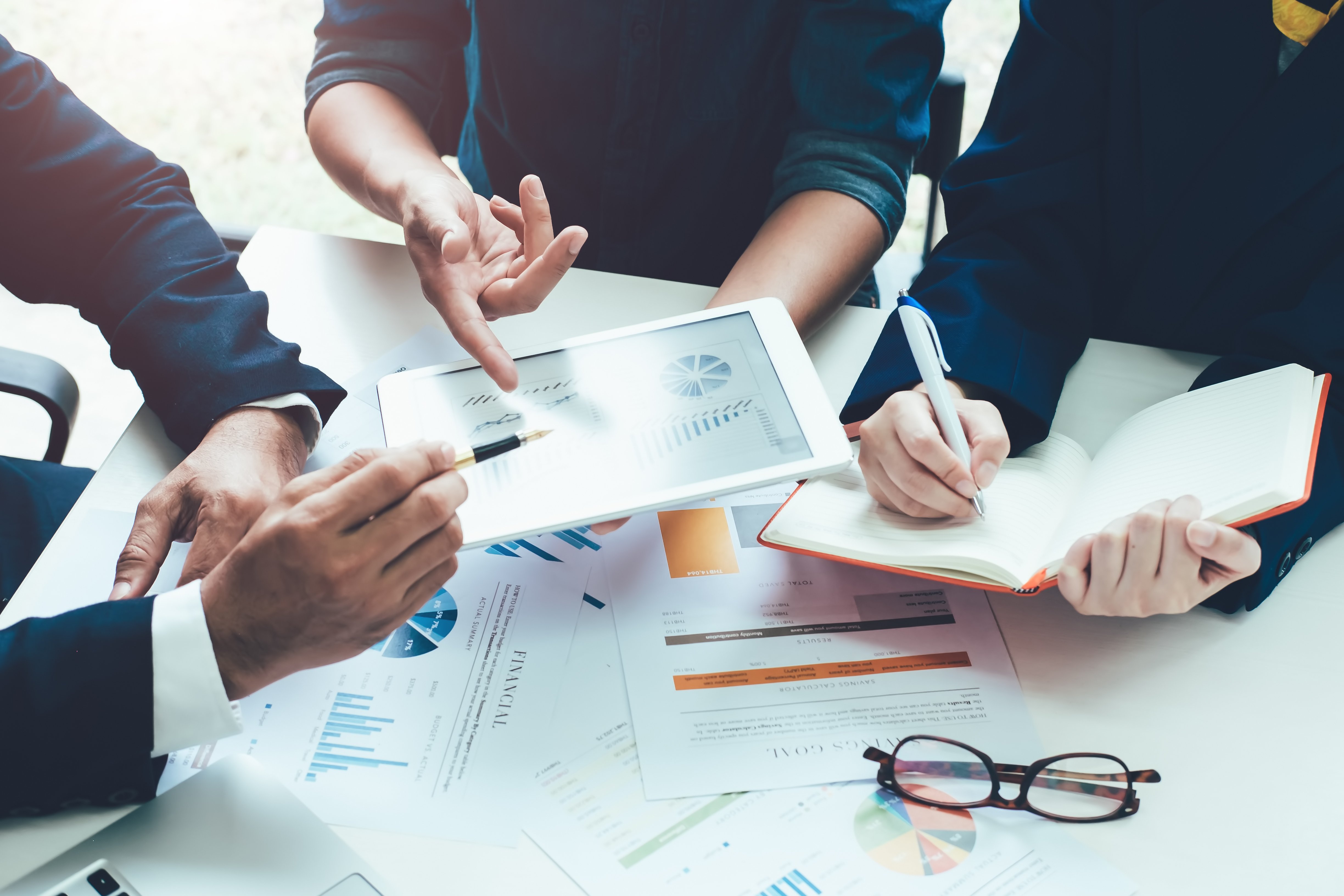 shutterstock_1020878011 professional services